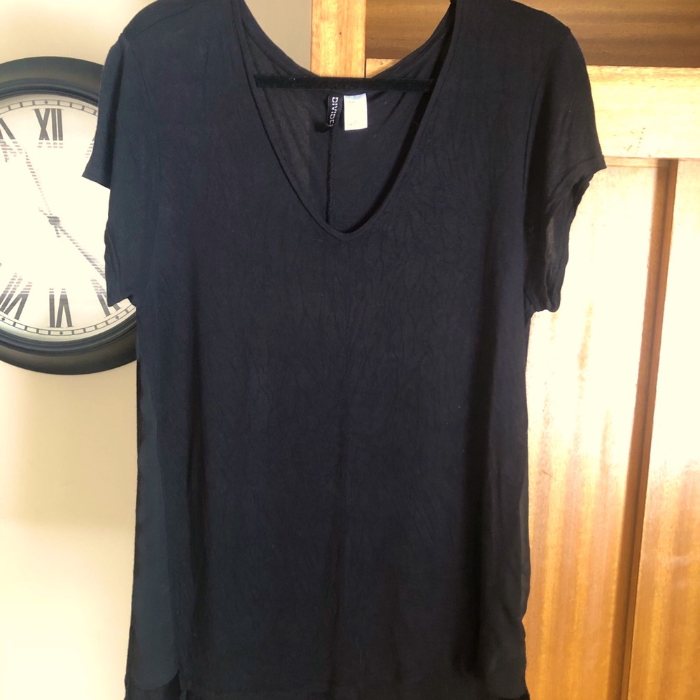 H&M🖤Black casual tee